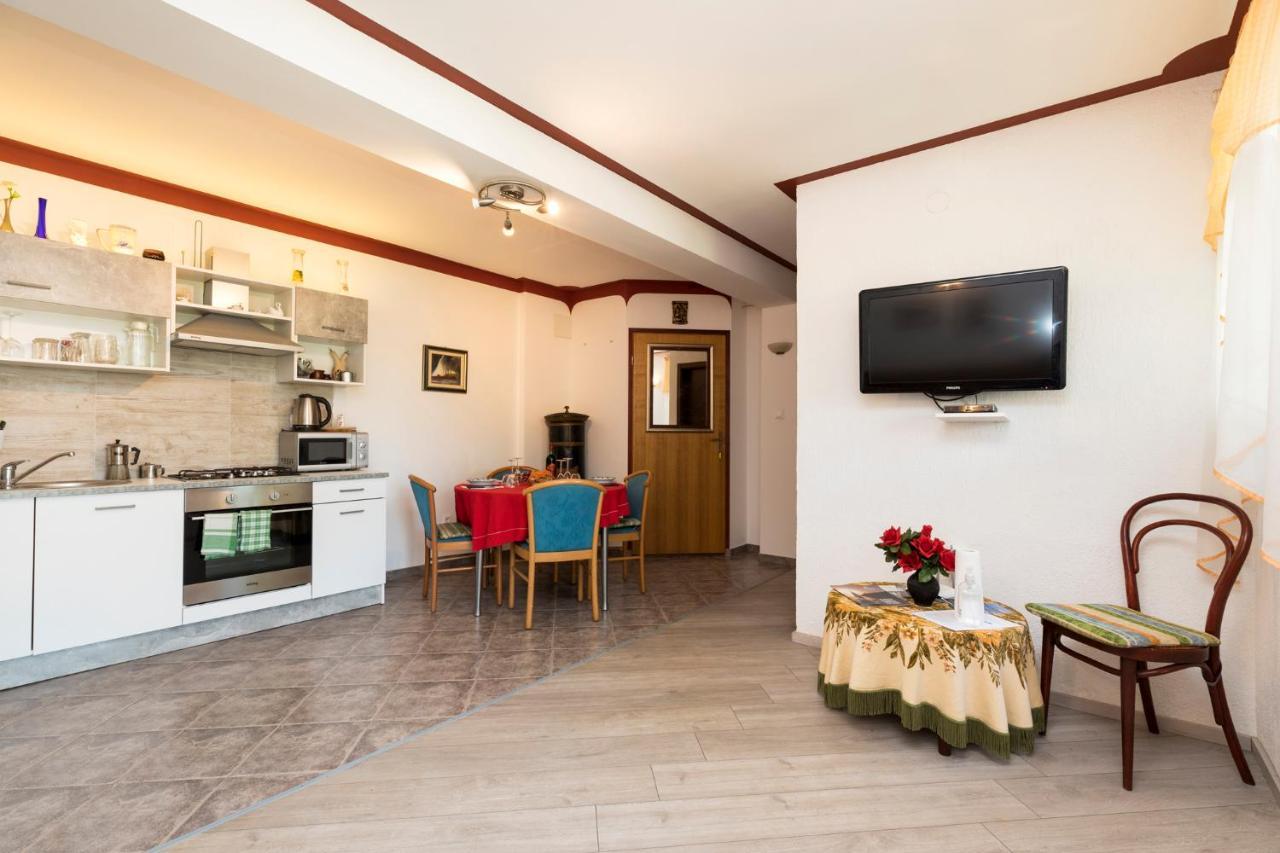 Apartman Maya Mali Lošinj Εξωτερικό φωτογραφία